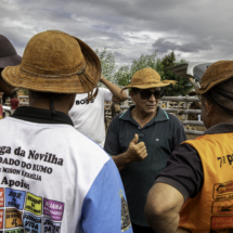 Reunião da vaqueirama: um dos prazeres da vida de Chico Peba. Fotos: Thomas Bauer Reunião da vaqueirama: um dos prazeres da vida de Chico Peba. Fotos: Thomas Bauer